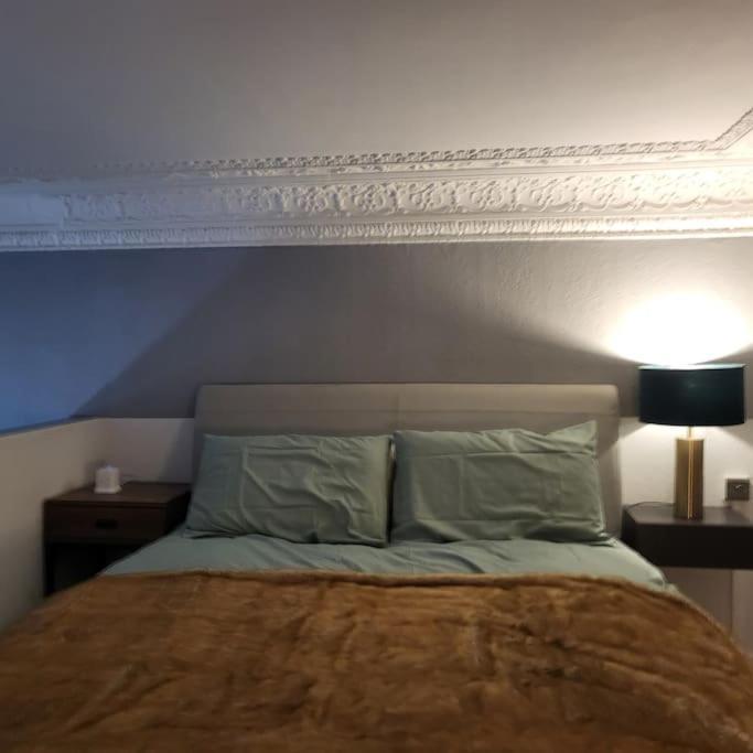 5 Luxury Spacious Loft - Prime Location - Comfortable Bed & Sofa برايتون المظهر الخارجي الصورة