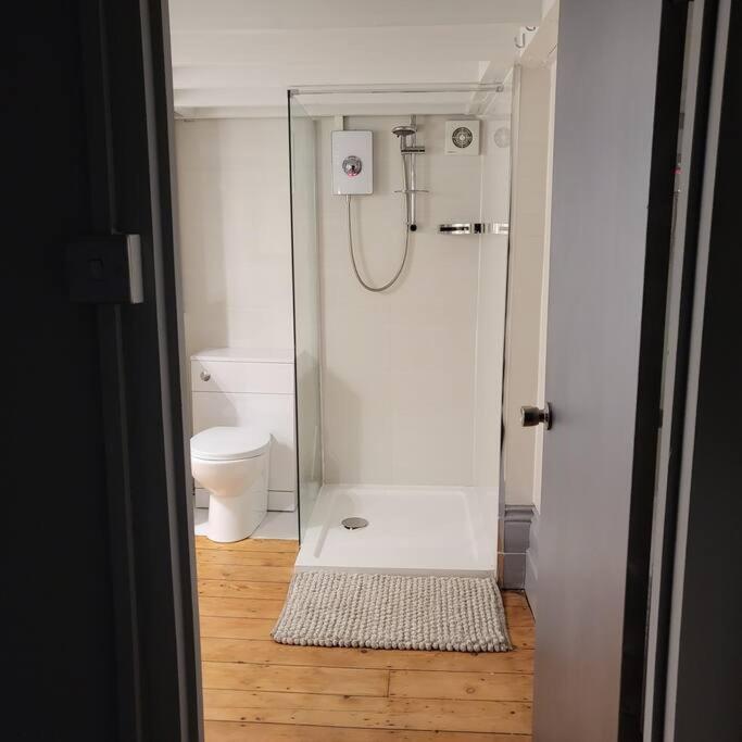 5 Luxury Spacious Loft - Prime Location - Comfortable Bed & Sofa برايتون المظهر الخارجي الصورة